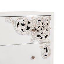 Load image into Gallery viewer, 31.25'' Solid Wood 3 Drawer Accent Chest - White